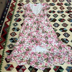 Betray Johnson Dloral Wrap dress